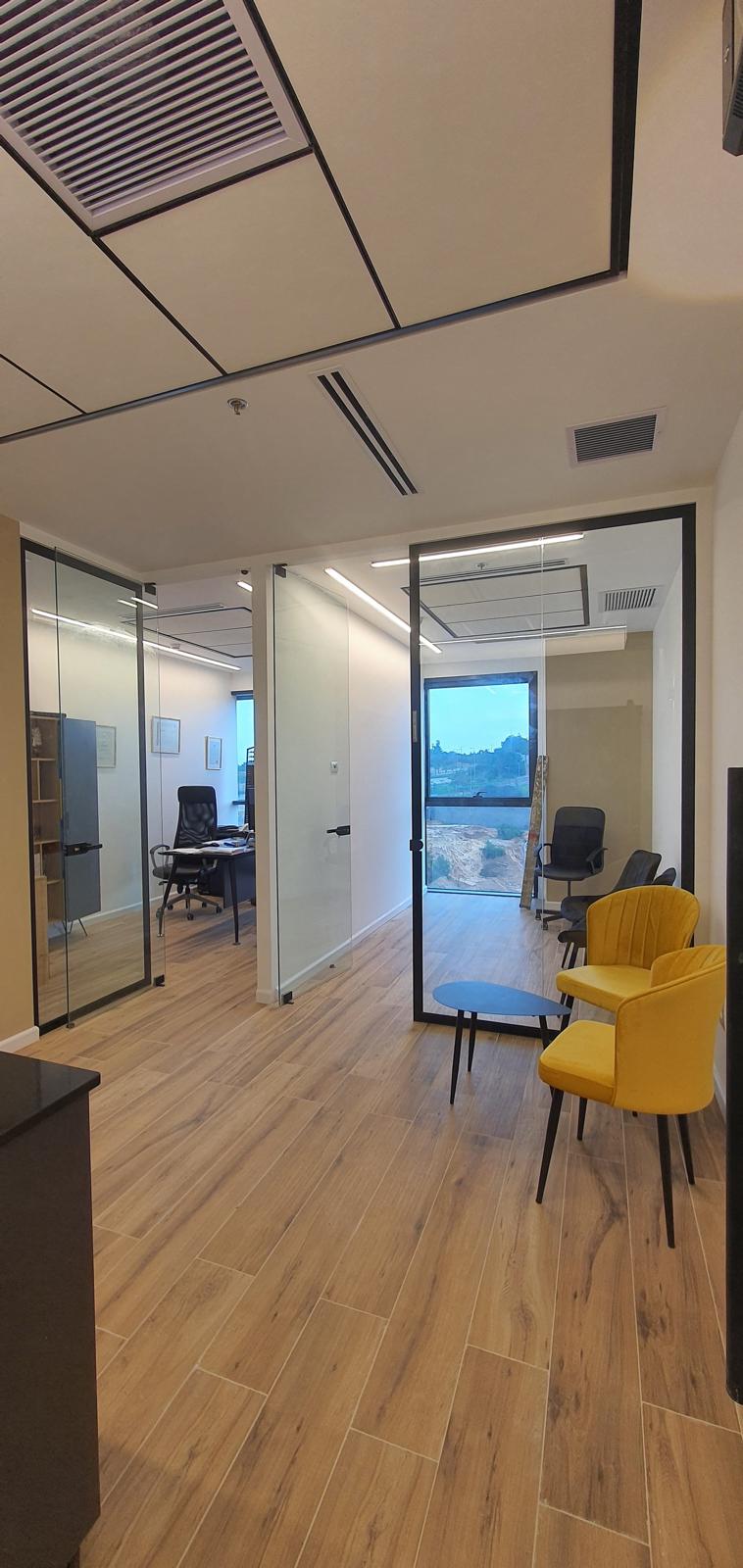 עבודת זכוכית 18